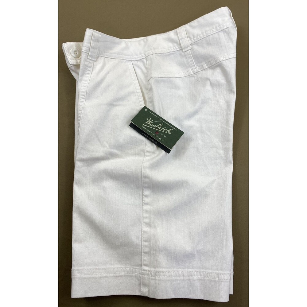 Woolrich Womens White Flat Front Reflex Stretch Bermuda Shorts Size 4